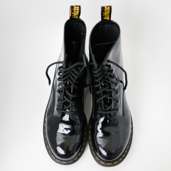 Dr Martens AirWair 11821 Boots Womens 9 Mens 8 Black Patent Leather Docs Combat - Picture 6 of 9